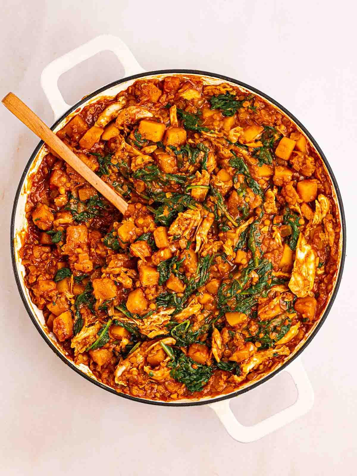 Facile Curry di Avanzi di Tacchino 8 Passo 4: Aggiungere gli spinaci freschi e coprire per appassire.