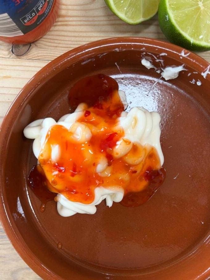 Tacos di Cavolfiore Croccante (con Maionese al Peperoncino Dolce) 8 Step 4 in the recipe process of how to make Cauliflower Tacos.