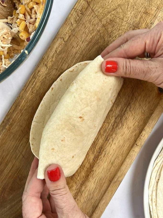 Facili Wrap di Pollo 9 Passaggio 5 della ricetta dei Wraps di Pollo.
