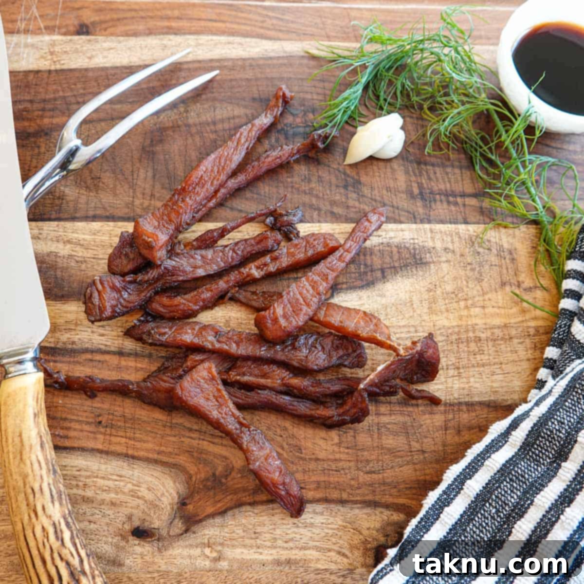 Ultimate Turkey Jerky 1 featured 6403