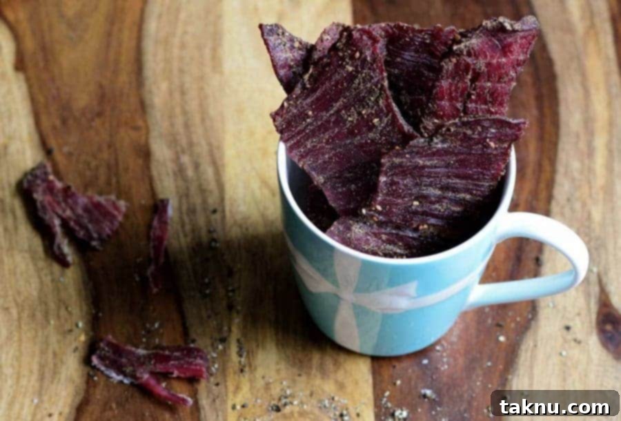 Bold Peppered Beef Jerky 1 featured 662