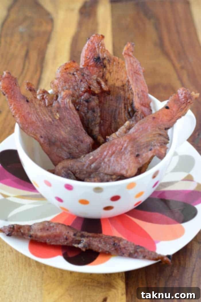 A Turkey Jerky that will have you thinking of your Mom's turkey and cranberry on Thanksgiving | Jerkyholic.com